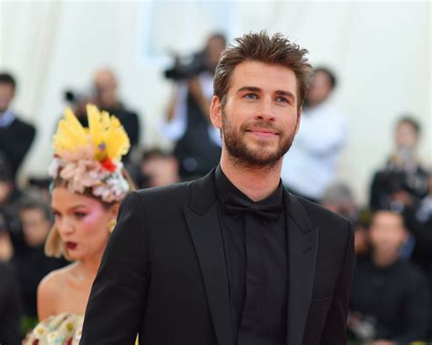 liam hemsworth naked|Fans Are Losing It Over These Nearly Naked Photos of Liam .